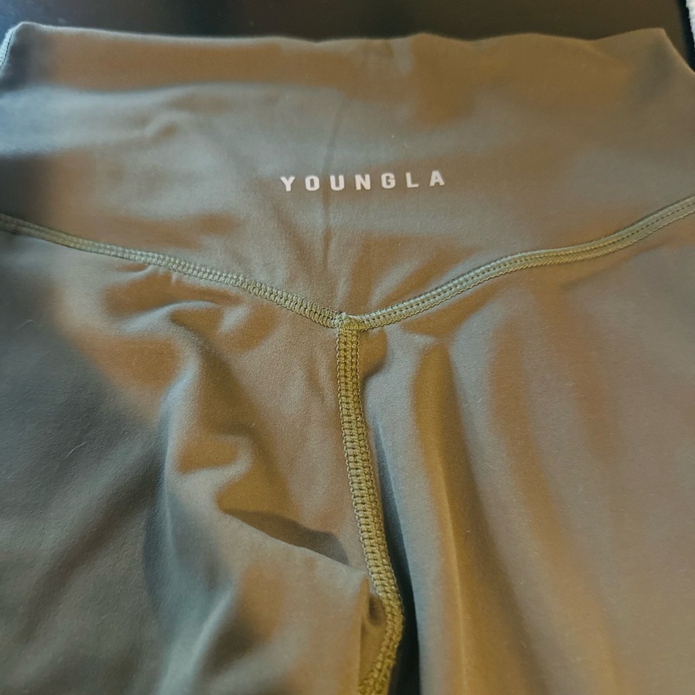 YoungLA WIDE LEG FLARE LEGGINGS NWOT SIZE SMALL
